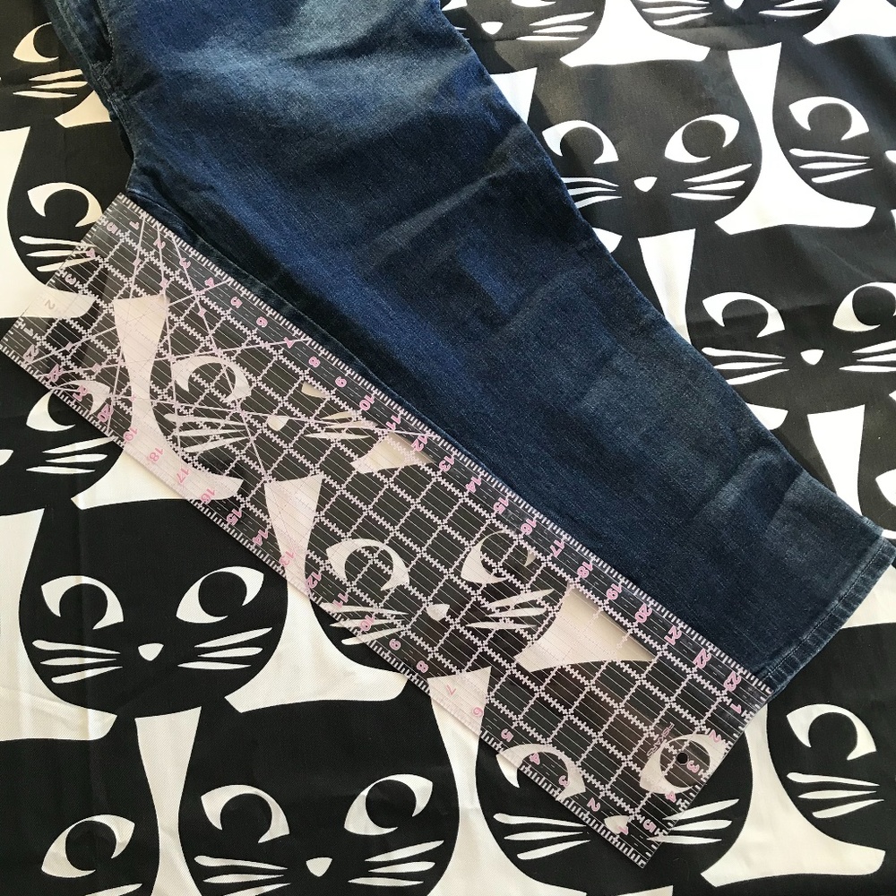 Levi's Demi Curve Cropped Jeans 36 20M Dark Indigo - Picture 6 of 6